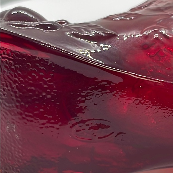 Fenton ruby cabbage with rose glass slipper. - Picture 5 of 9